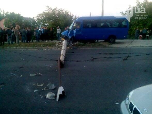 ДТП с маршруткой на Космосе: свидетели разворовали выручку водителя
