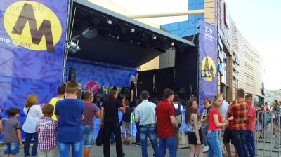 На масштабном музыкальном фестивале в Мариуполе запорожец попался с наркотиками