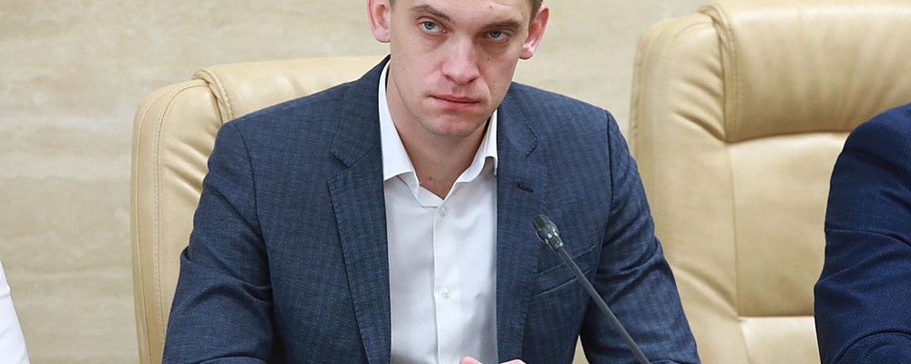С мешком на голову: россияне похитили мэра оккупированного Мелитополя