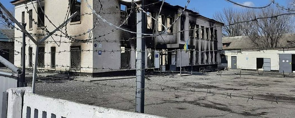 Оккупанты подорвали в Пологах военкомат и пытаются "поставить" свою полицию